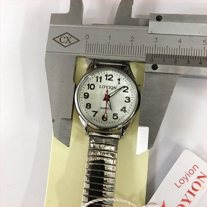 Sat s kvarcnim mehanizmom 2035, brojčanik s arapskim brojkama, nehrđajući čelik remen, kućište od legure, vodootpornost 10 m