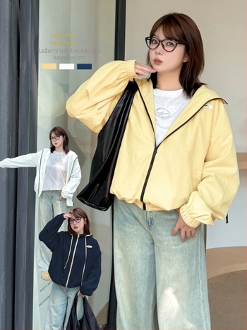 Ženska jakna s kapuljom, Twill tkanina, poliester s elastanom, srednja duljina, zatvarač