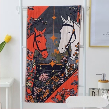 Kupaonski ručnik od četiri sloja gaze, 100% pamuk, Jacquard, 310 g