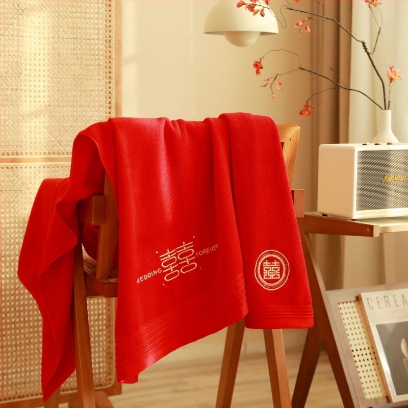 Set ručnika od 100% pamuka u kutiji za poklon, 600 g, s ušivenim logotipom