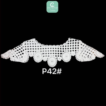 Otapajuća čipkasta aplikacija s cvijetom za ovratnik i šal, baza od šesterokutne mreže, šivana poliesterom