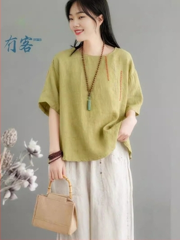 Vezeni T-majica od pamuka i lana, okrugli izrez, kratki rukavi, udoban kroj, jednobojna boja, Ljeto 2024