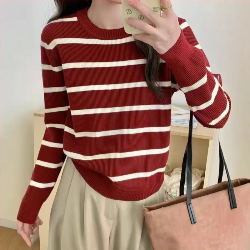 Slobodno krojeni pleteni džemper s okruglim izrezom i dugim rukavima, mješavina icy silk-spandeks, 3D uzorak