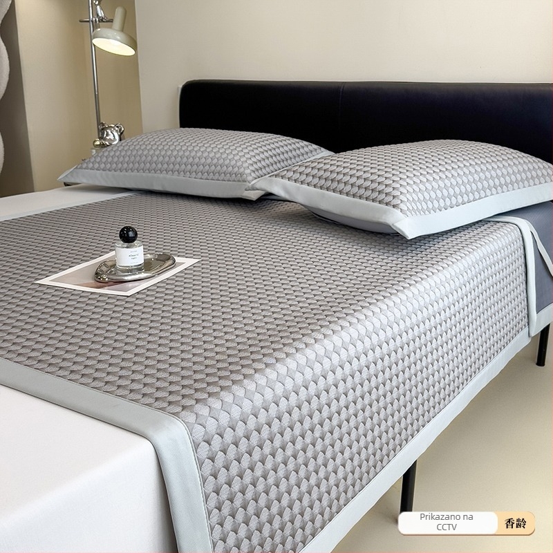 Set prostirki od ice silk viskoze, tri komada, sklopivi, tiskani uzorak, moderni minimalistički stil