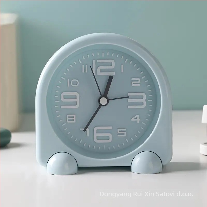 Alarmni sat s crtanim dizajnom, jednostrani zaslon, elektronički mehanizam, napajanje baterijama, plastično kućište