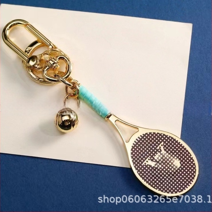 Privjesak za ključeve – badminton raketa i pernata lopta, metal, OL stil, br. 16