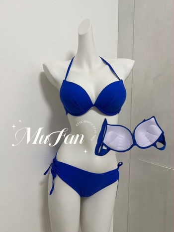 Bikini top sa čeličnom podrškom i jastučićem za dojke; najlon 82%, podstava poliester s spandeksom 60%; brzo se suši, visoka elastičnost, bez naramenica, za odrasle žene