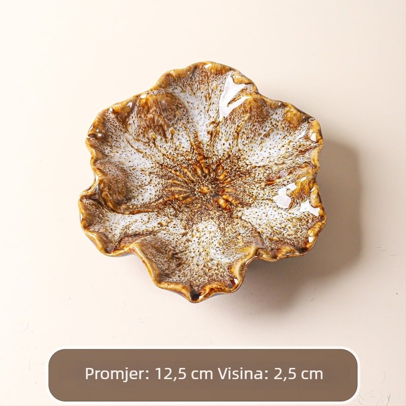 Keramički pladanj u obliku školjke za ključeve i nakit, glaziran, moderni minimalistički stil