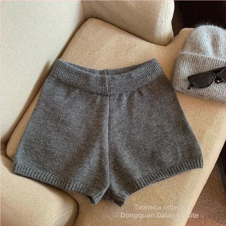 Široke pletene hlače s visokim strukom, dužina do tri četvrtine, Arctic fleece tkanina, poliester smjesa, mikroelastičnost