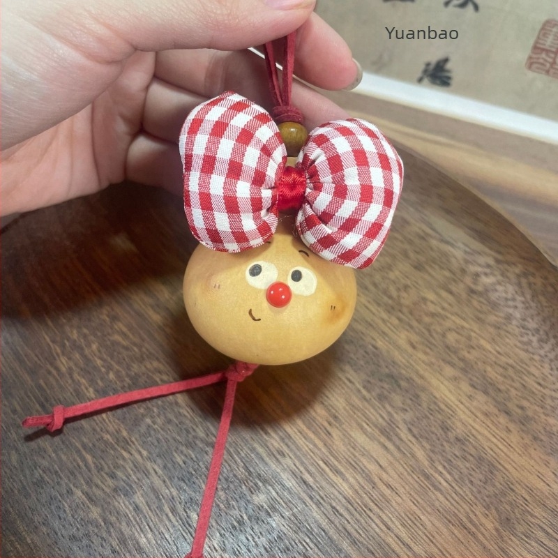 Kljucni lančić u obliku tikve, ručna izrada, originalni dizajn, jesensko izdanje 2025