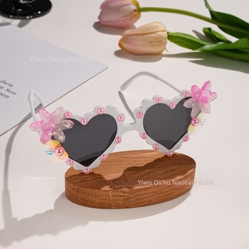 Dječje sunčane naočale u obliku srca, UV400, PC okvir, posebne reflektirajuće leće, nisu polarizirane, Kategorija 2 zaštita od sunca, Proljeće 2025, za zaštitu od sunca, putovanja, aktivnosti na otvorenom