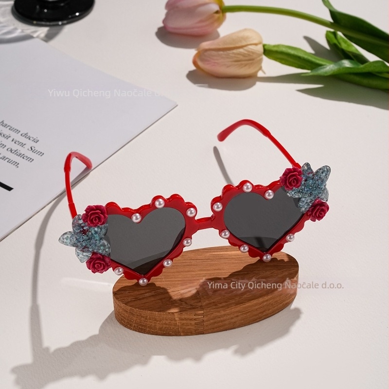 Dječje sunčane naočale u obliku srca, UV400, PC okvir, posebne reflektirajuće leće, nisu polarizirane, Kategorija 2 zaštita od sunca, Proljeće 2025, za zaštitu od sunca, putovanja, aktivnosti na otvorenom