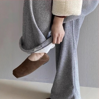 Ženske casual hlače, mješavina pamuka i viskoze 30–50%, opuštena silueta, debele, zima 2025