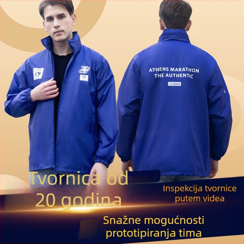Lagana proljetno-jesenska vanjska jakna jednobojne boje, stojeći ovratnik, prednji zip, bez kapuljače, otisnut logotip