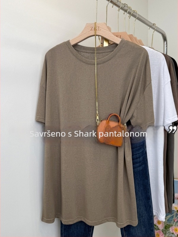 Majica kratkih rukava od pamuka i poliestera (50-70% pamuk, 30-50% poliester); okrugli izrez; kratki rukavi; širok kroj