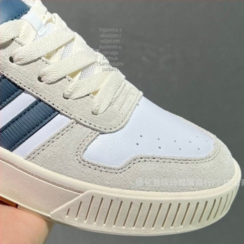 Unisex tenisice — gornji dio od prave kože, zaobljeni vrh prsta, vezanje na vezice, Goodyear đon, niski potplat (1–3 cm)