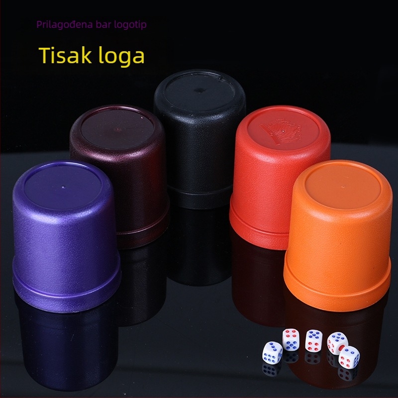 Čašica za kockice Double sword, PP materijal, zaobljeni rubovi, oblik: drugi