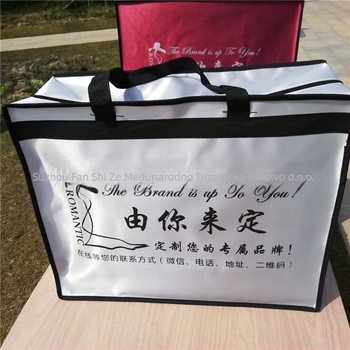 Pokrov za odjeću od perlatne imitacije kože s besplatnim otiskom logotipa — Fanze