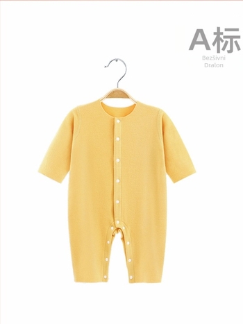 Novorođenče unisex jumpsuit s dugim rukavima, bez kapuljače, akrilna tkanina 28%, za zimu, proljeće i jesen