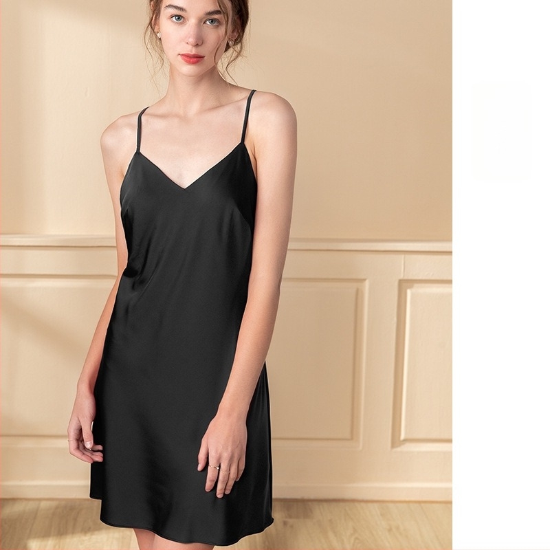 Ženska noćna haljina za proljeće-ljeto, sexy tanki bez rukava s V‑dekolteom, umjetna svila, kućni odjevni predmet (Materijal: Umjetna svila; Glavni sadržaj: 95–100% Poliester; Vrat: V-dekolte; Duljina suknje: Midi; Stil: Napredan)