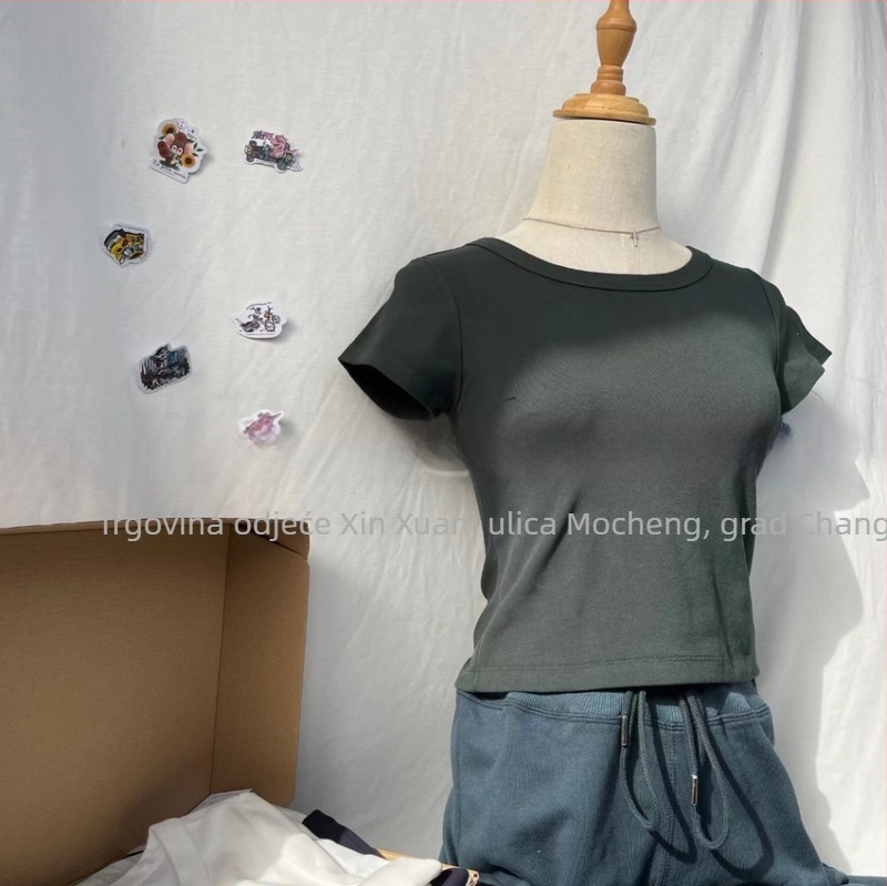 BM-stil ženski pamukasti crop top s kratkim rukavima, okrugli izrez, slim fit