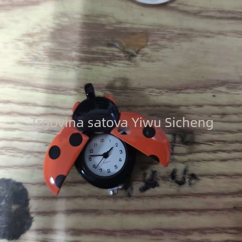 Kapesni sat s motivom Ladybug, kvarcni mehanizam, metalno kućište, organsko staklo, pokazivač, prilagodljivo