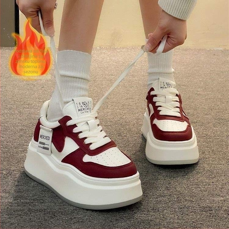 Niske tenisice od platna s gumom, vezanje, prozračne