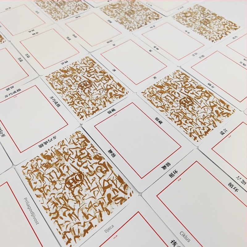 Tarot karta društvena igra za psihološko iscjeljenje i projekciju podsvesnog, razvoj emocija; Materijal: papir; Starost: 15–60