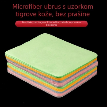 Set za instalaciju autofilma: krpa od veluru jelenske kože za brtvljenje rubova, prašnjava krpa, krpa za brisanje auta, velur krpa za naočale; Materijal: PP; Marka: Druga; Vrsta: Pranje automobila; Obrada i prilagođavanje: Ne