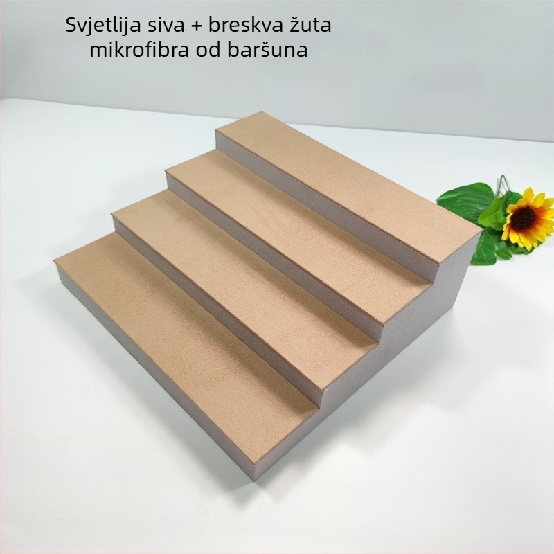 Petoslojni trapezni izložbeni stalak za narukvice i naočale, metalna konstrukcija, lansiranje proljeće 2024