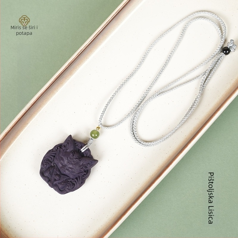 Viseći aromatski privjesak | Marka: Fragrance floats and sinks; Materijal: aromatske tvari kineskih biljnih lijekova; Stil: lagani luksuz; Izrada: polu ručna i polu mehanička