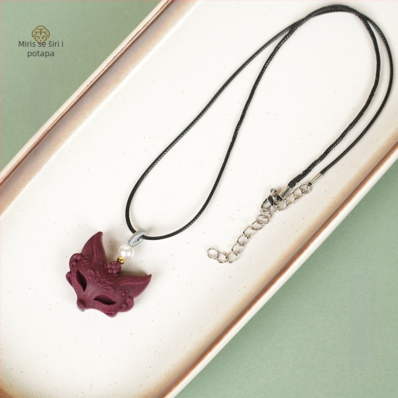 Viseći aromatski privjesak | Marka: Fragrance floats and sinks; Materijal: aromatske tvari kineskih biljnih lijekova; Stil: lagani luksuz; Izrada: polu ručna i polu mehanička