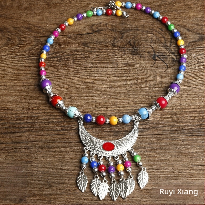 Etno stil ogrlice s cvjetnim dizajnom; materijal: tkanina i mješoviti materijali; brend: Confucianism and Yixiang; podrijetlo: Yunnan