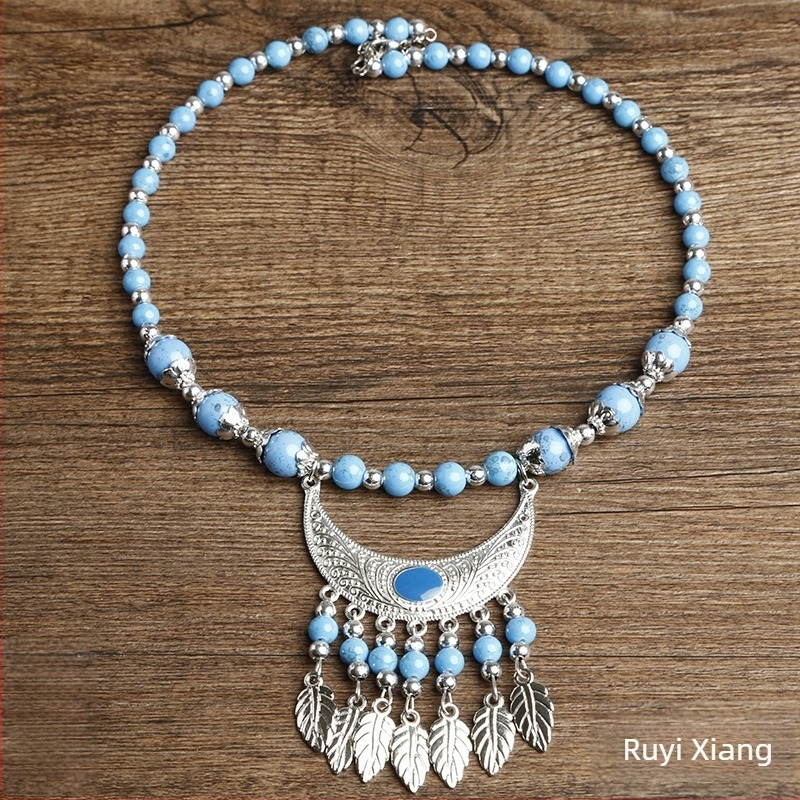 Etno stil ogrlice s cvjetnim dizajnom; materijal: tkanina i mješoviti materijali; brend: Confucianism and Yixiang; podrijetlo: Yunnan