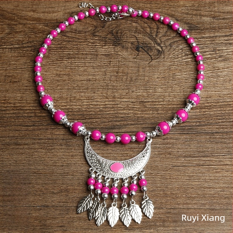 Etno stil ogrlice s cvjetnim dizajnom; materijal: tkanina i mješoviti materijali; brend: Confucianism and Yixiang; podrijetlo: Yunnan