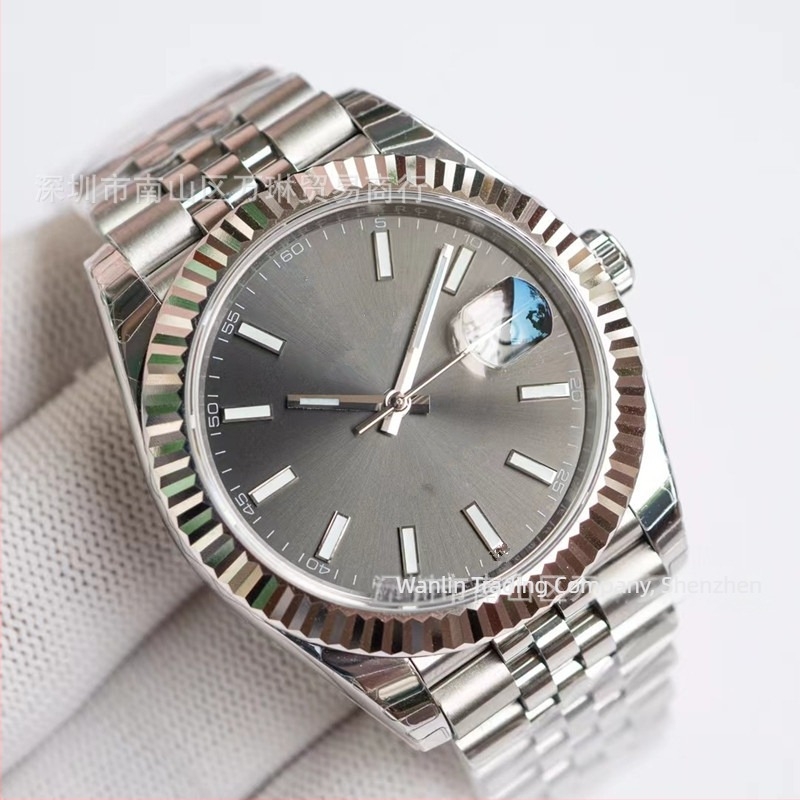 Mehanički ručni sat s mehanizmom Swiss ETA 3235, safirno staklo, vodootpornost 100 m, kućište i narukvica od nehrđajućeg čelika