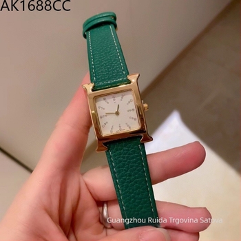 Ženski kvarcni sat s kvadratnim brojčanikom, H-oblik kaiš od umjetne kože, ružičasto-zlata kopča, mineralno staklo, promjer brojčanika 24 mm, debljina 7 mm, kvarcni mehanizam Swiss ETA