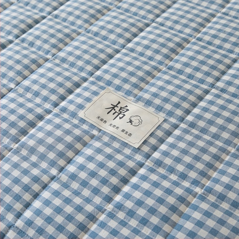 Gumirani posteljni list – quilted twill, opran pamuk, 100% Xinjiang pamuk punjenje, težina punjenja 1000–1500 g, za sve sezone