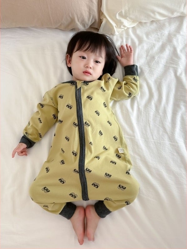 Dječja pidžama u korejskom stilu, jednoplošna noćna odjeća, 95% pamuk, debeli brušeni materijal, uzorci: životinje, crtani likovi, slova, cvijeće, za uzrast 1–3 godine