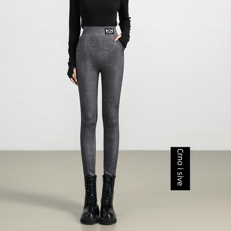 Unisex hlače od poliestera s velurom iznutra, visoki struk, uski kroj, održavaju toplinu, umjerena debljina (181-200 g/m²)