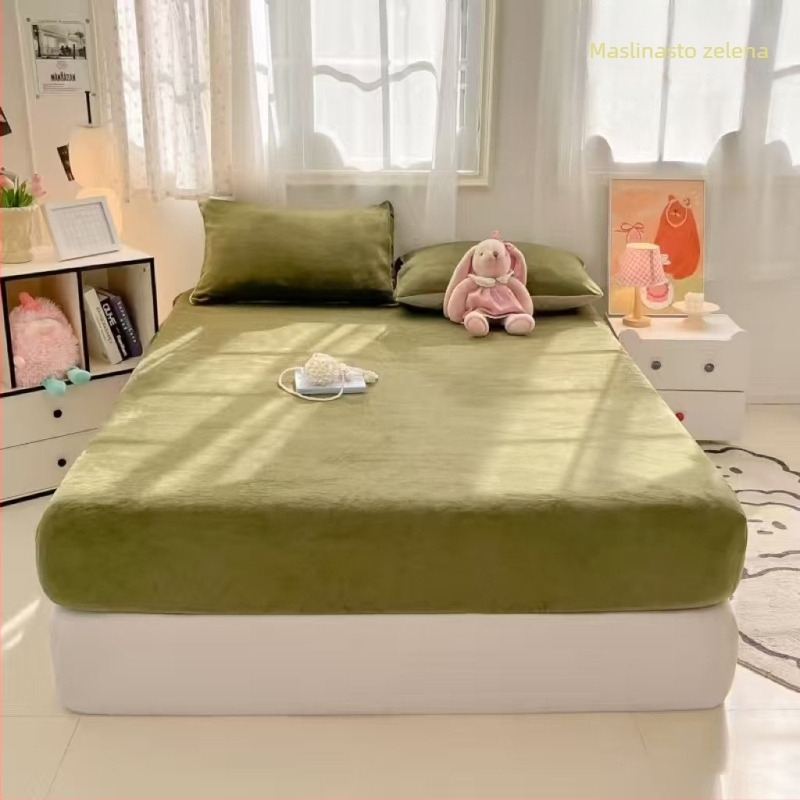 Jednobojna velur navlaka za jednokrevetnu postel, mliječni velur, topla zaštita madraca, minimalistički dizajn, debeli pokrivač
