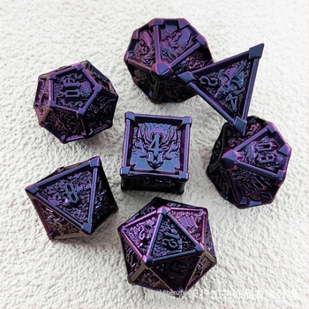 Set od 7 kockica od cinkove legure sa zaobljenim kutovima za D&D društvenu igru na ploči