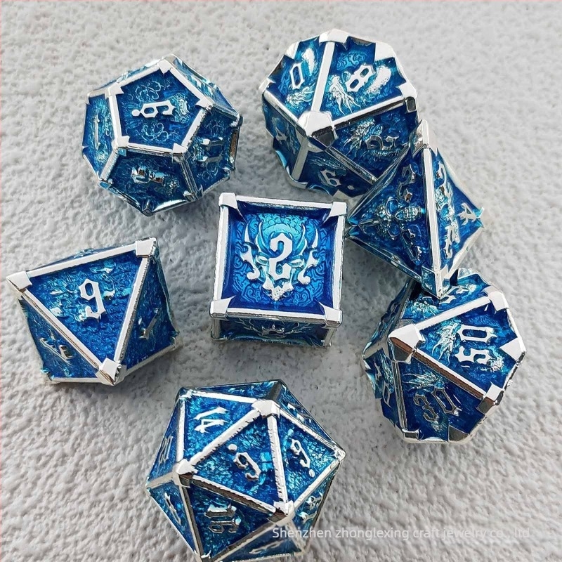 Set od 7 kockica od cinkove legure sa zaobljenim kutovima za D&D društvenu igru na ploči