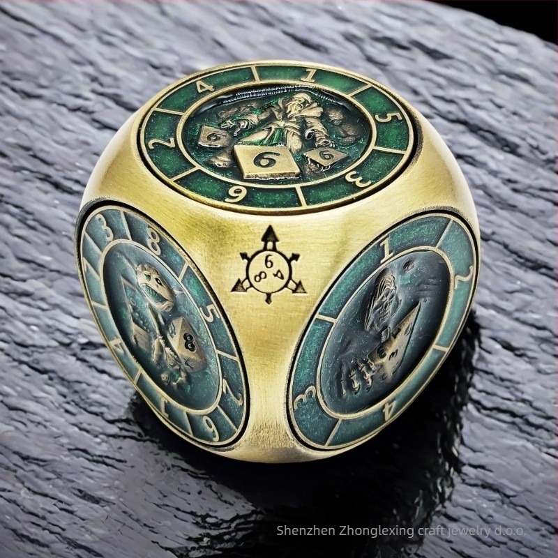 Skup metalnih kocki od bakarno-cinkove legure sa zaobljenim kutovima, dvadesetostrane metalne kocke za D&D i Cthulhu