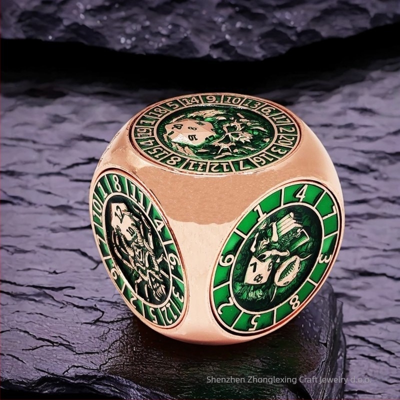 Skup metalnih kocki od bakarno-cinkove legure sa zaobljenim kutovima, dvadesetostrane metalne kocke za D&D i Cthulhu