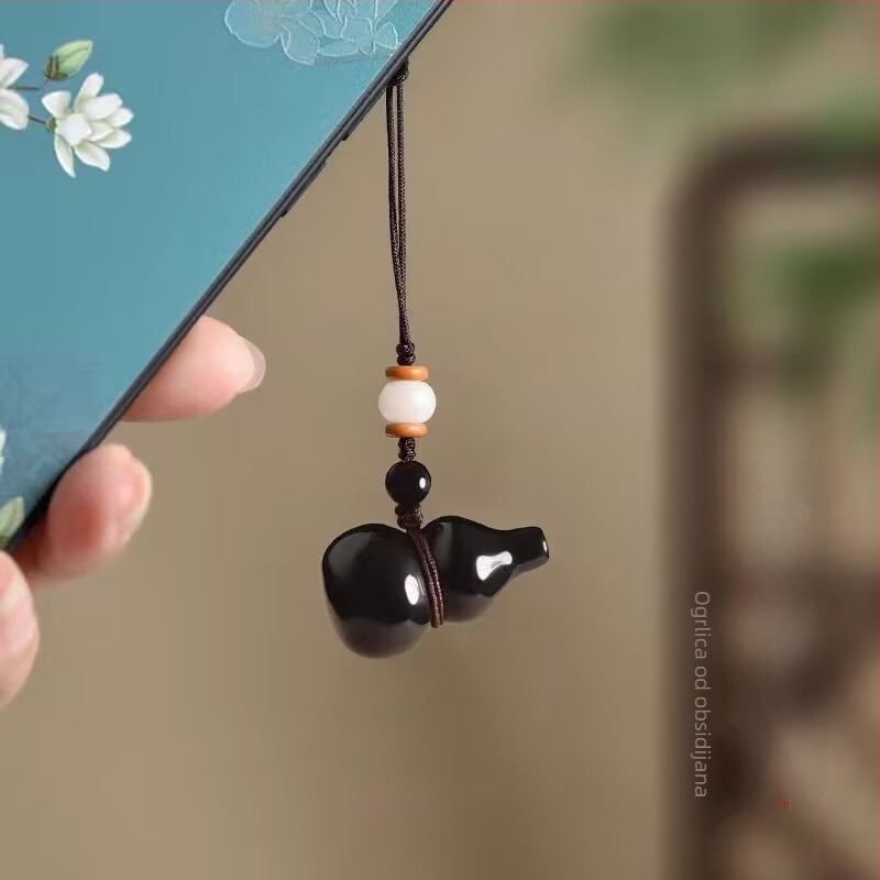Ogrlica od obsidijana s privjeskom u obliku tikve, polirani završetak, podrijetlo Guangzhou, svjež i šik stil