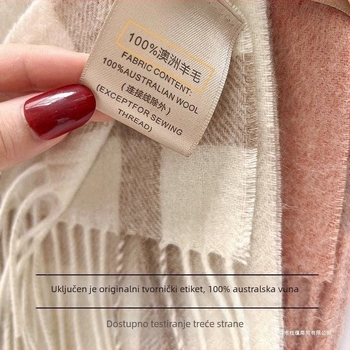 Vuneni šal s kariranim uzorkom - Na skladištu; Materijal: Vuna; Sezona: Proljeće; Izlazak na tržište: Ljeto 2021