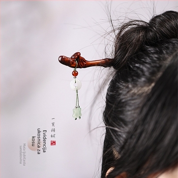 Retro ukosnica za kosu od crvenog sandalovog drveta s privjeskom – dodatak za tradicionalnu kinesku odjeću