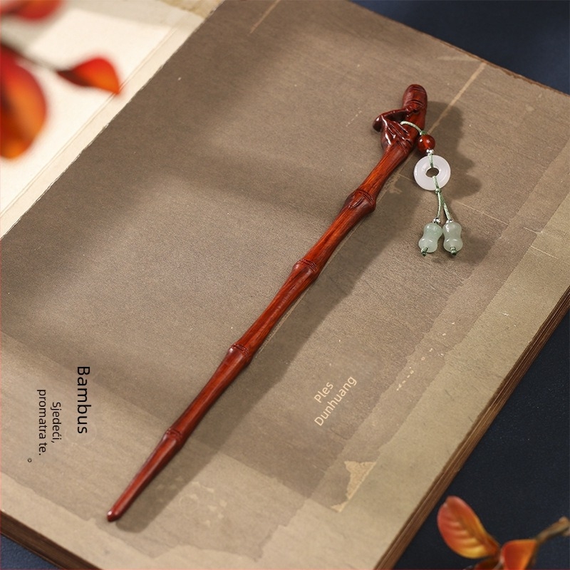 Retro ukosnica za kosu od crvenog sandalovog drveta s privjeskom – dodatak za tradicionalnu kinesku odjeću