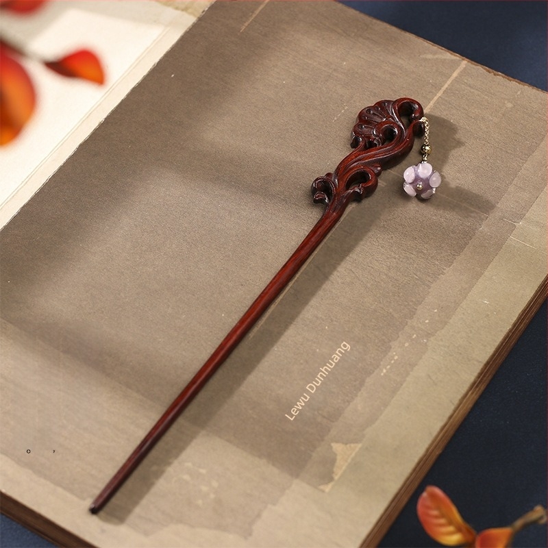 Retro ukosnica za kosu od crvenog sandalovog drveta s privjeskom – dodatak za tradicionalnu kinesku odjeću